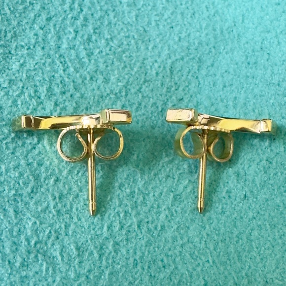 Authentic Tiffany & Co 18k Yellow Gold Smile T Earrings W Original Box - Picture 8 of 8